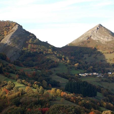 El Mirador De Fuentes Del Narcea 호텔 Moncó 외부 사진